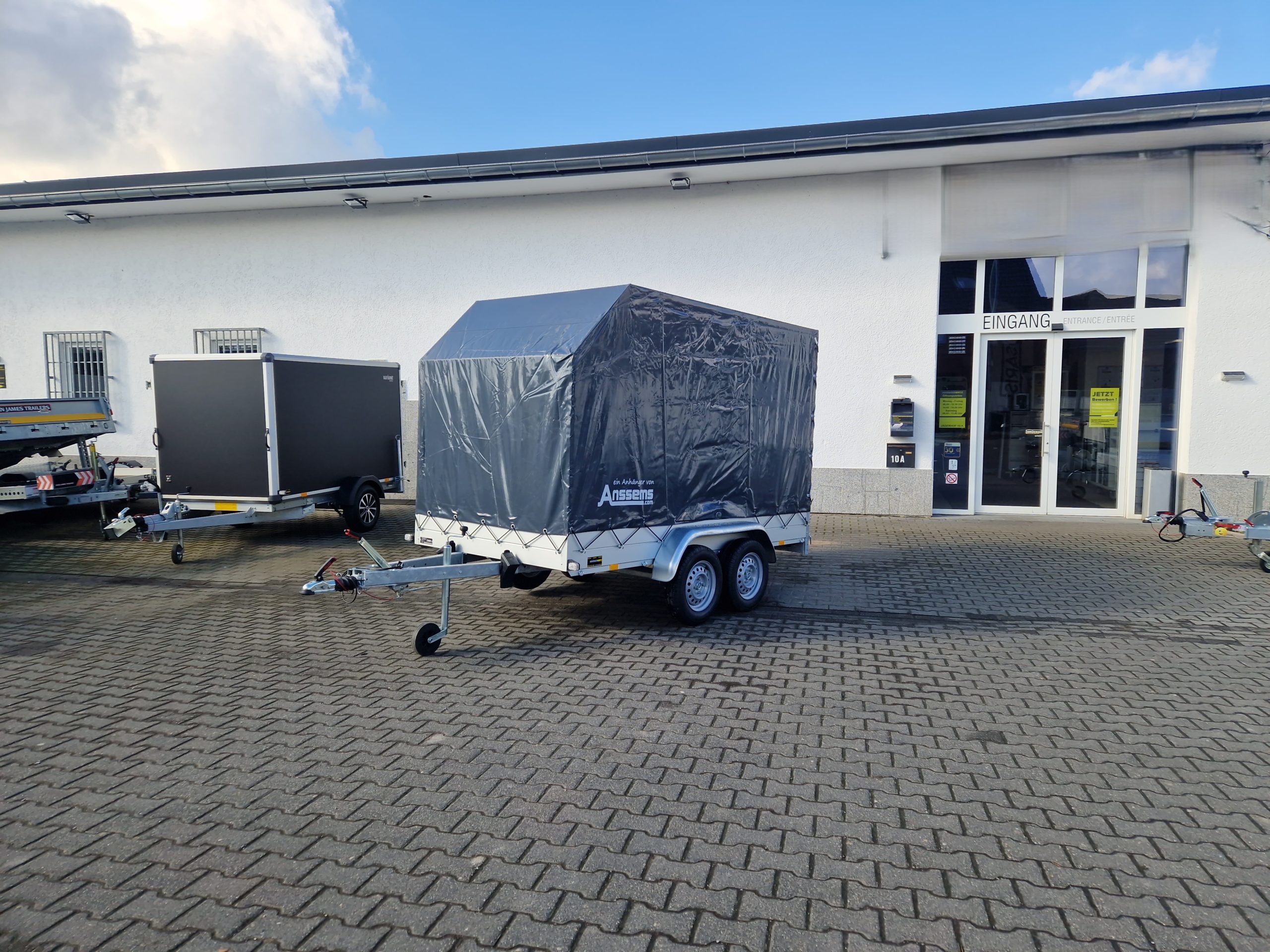 20250226_125727-scaled-1.jpg Aluliner Planen Anhänger GTT 2000 301x151x180cm Plane schräg (M) 2000kg April Aktion – Image 1